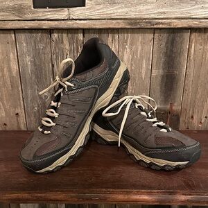 Skechers Men's Black and Brown Athletic Shoes
